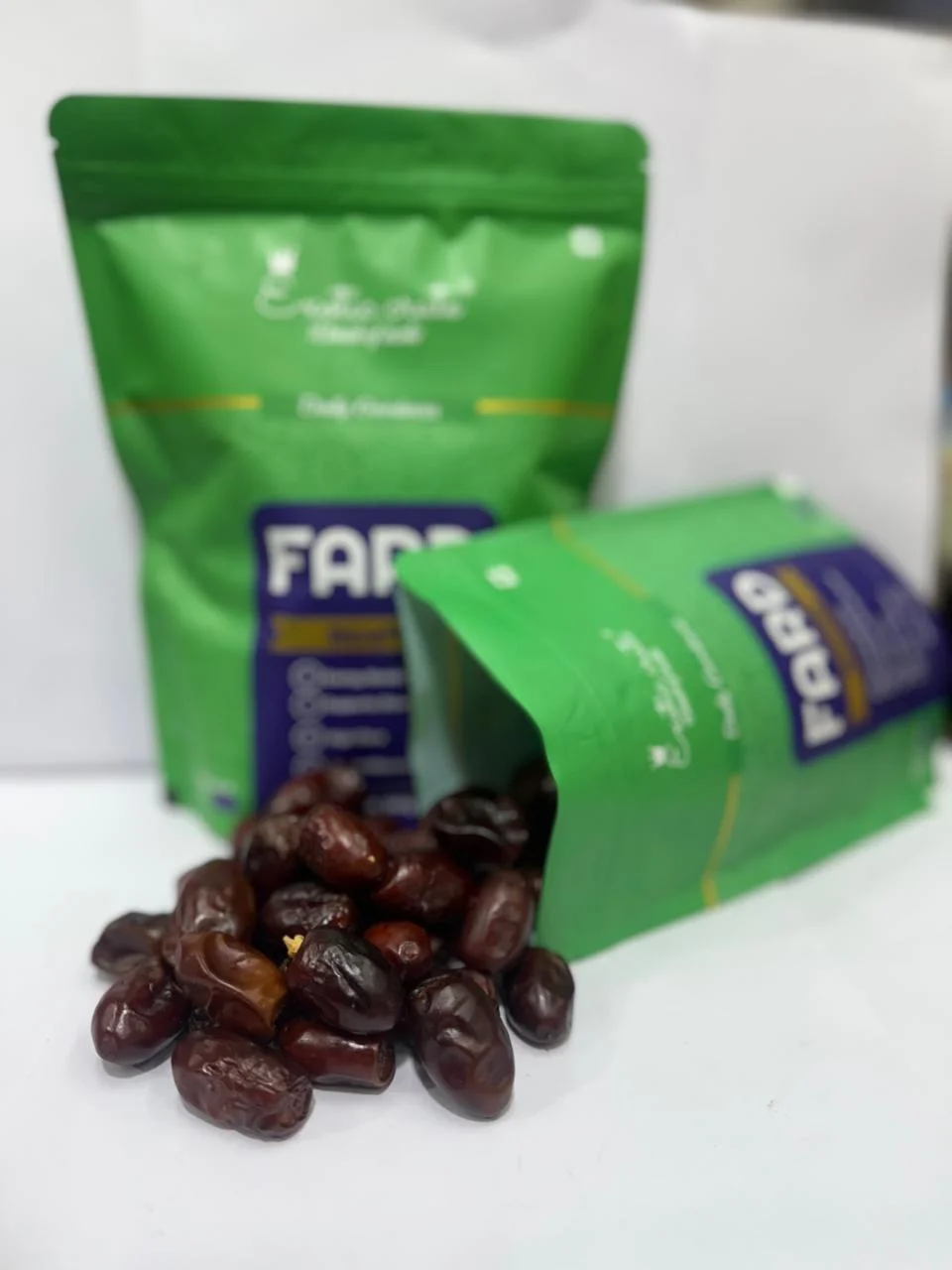 Exoticcrate Fard Dates Carton Pack